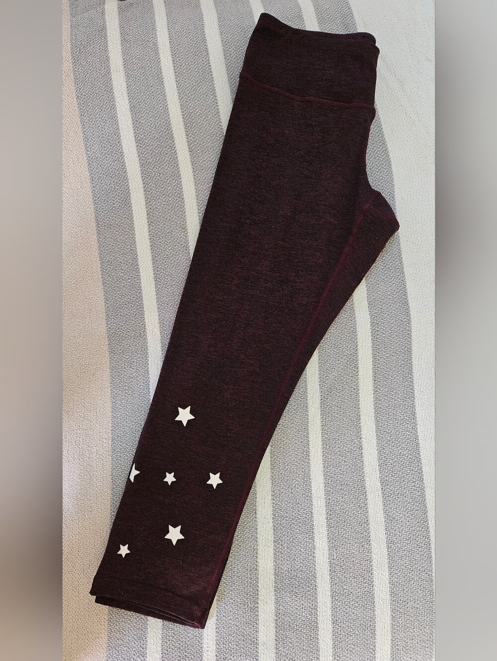 Spirtual Gangster Burgundy Heathered Cropped Leggings - Picture 2 of 7